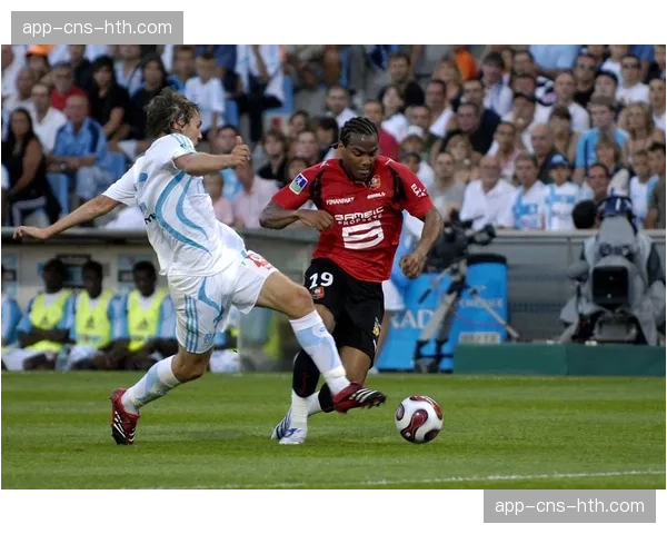 南特主场2-0击败勒阿弗尔,积分上涨至17分,保级希望重燃 南特主场2-0击败勒阿弗尔,积分上涨至17分,保级希望重燃