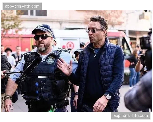 通讯：马赛市政厅与俱乐部联合发起“反球场种族主义”教育周活动